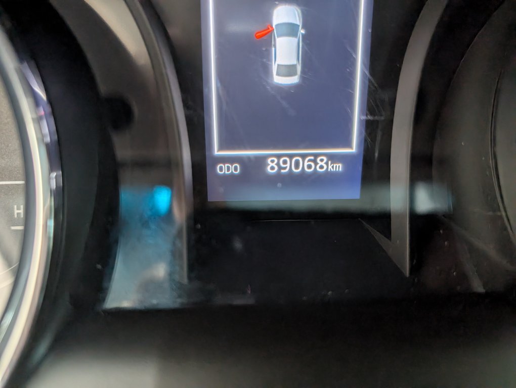 Toyota Camry Hybrid SE 2020 à Magog, Québec - 22 - w1024h768px