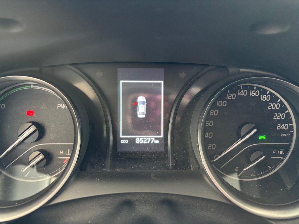 2022 Toyota Camry Hybrid SE in Magog, Quebec - 18 - w1024h768px