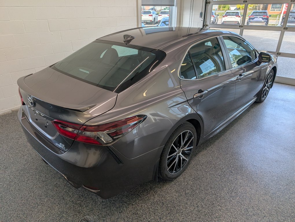 2023 Toyota Camry Hybrid SE, GARANTIE JUSQU EN 2027, in Magog, Quebec - 3 - w1024h768px