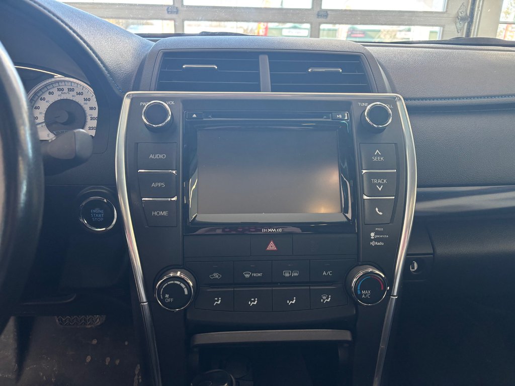 Toyota Camry SE, AUTOMATIQUE, A/C, 2016 à Magog, Québec - 17 - w1024h768px