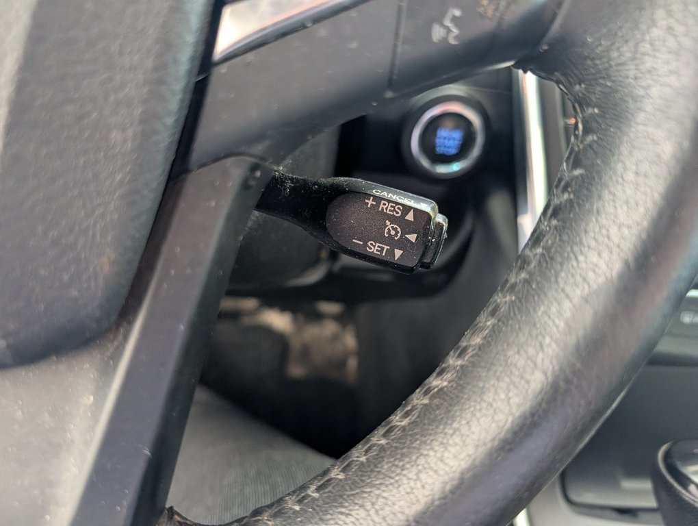 Toyota Camry XLE 2017 à Magog, Québec - 23 - w1024h768px