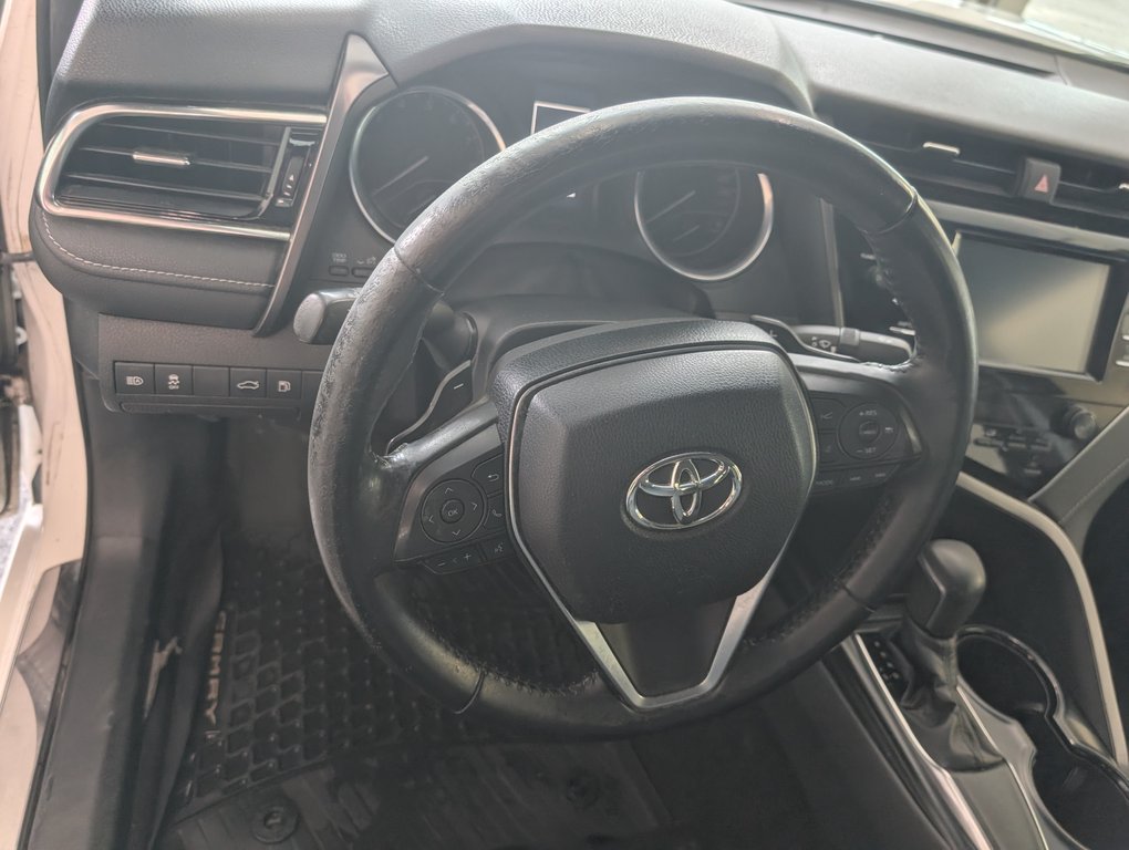 Toyota Camry SE AUTOMATIQUE, 2018 à Magog, Québec - 12 - w1024h768px