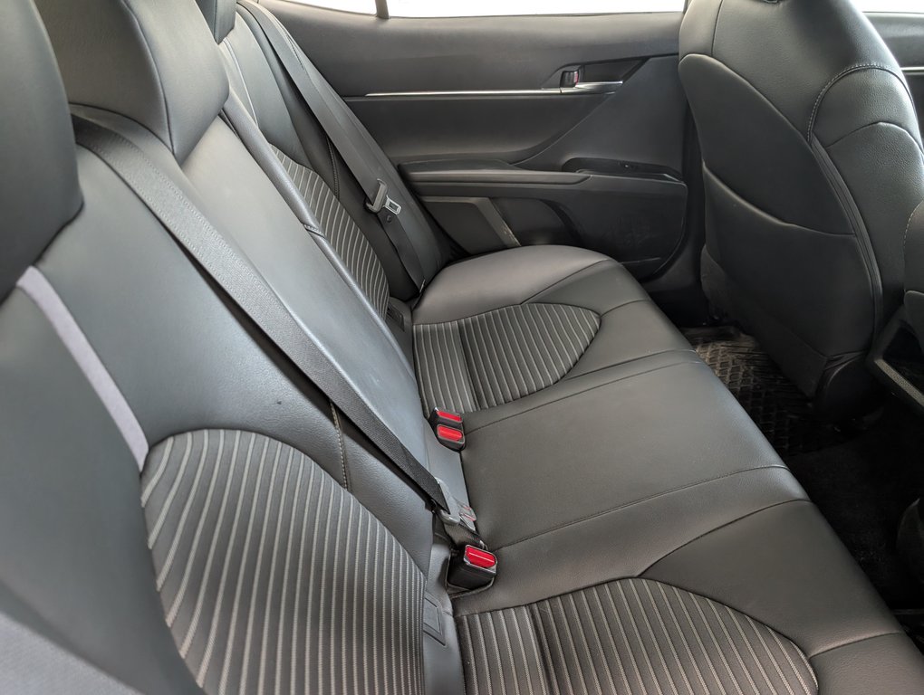 Toyota Camry SE AUTOMATIQUE, 2018 à Magog, Québec - 7 - w1024h768px