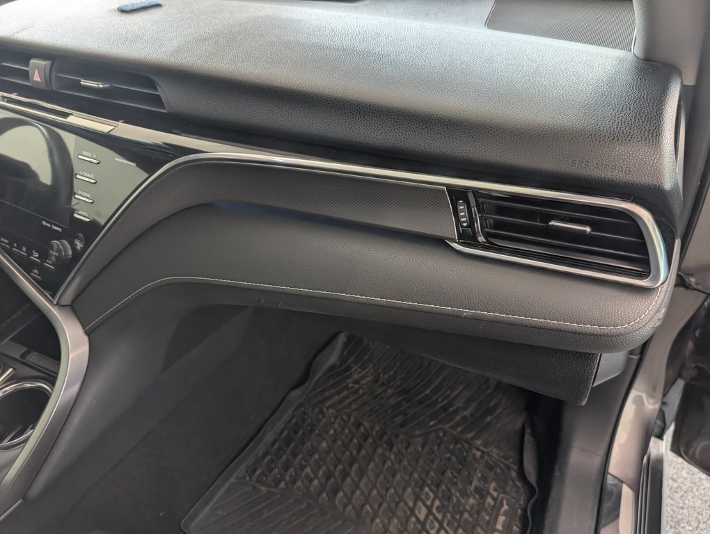 2018 Toyota Camry XSE in Magog, Quebec - 9 - w1024h768px