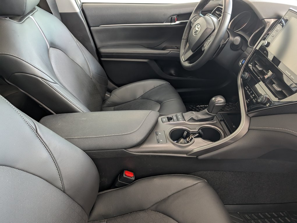 2022 Toyota Camry XSE in Magog, Quebec - 9 - w1024h768px