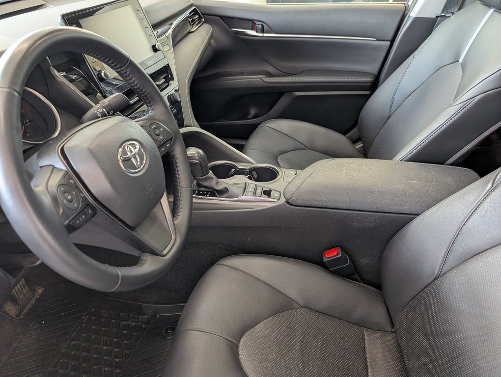 2022 Toyota Camry XSE in Magog, Quebec - 13 - w1024h768px