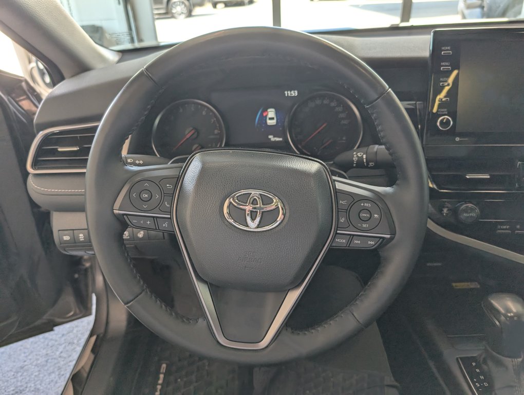 2022 Toyota Camry XSE in Magog, Quebec - 17 - w1024h768px