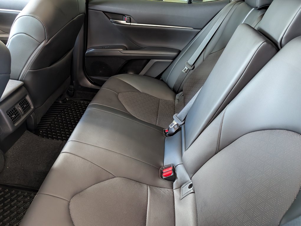 2022 Toyota Camry XSE in Magog, Quebec - 12 - w1024h768px