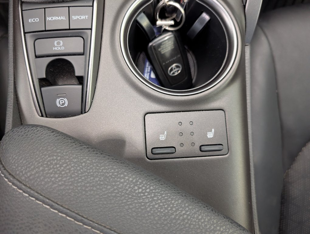 2022 Toyota Camry XSE in Magog, Quebec - 18 - w1024h768px