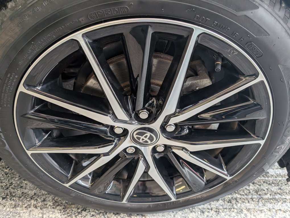 2022 Toyota Camry SE AWD GR. AMELIORER, GARANTIE JUSQU EN 2026, in Magog, Quebec - 24 - w1024h768px