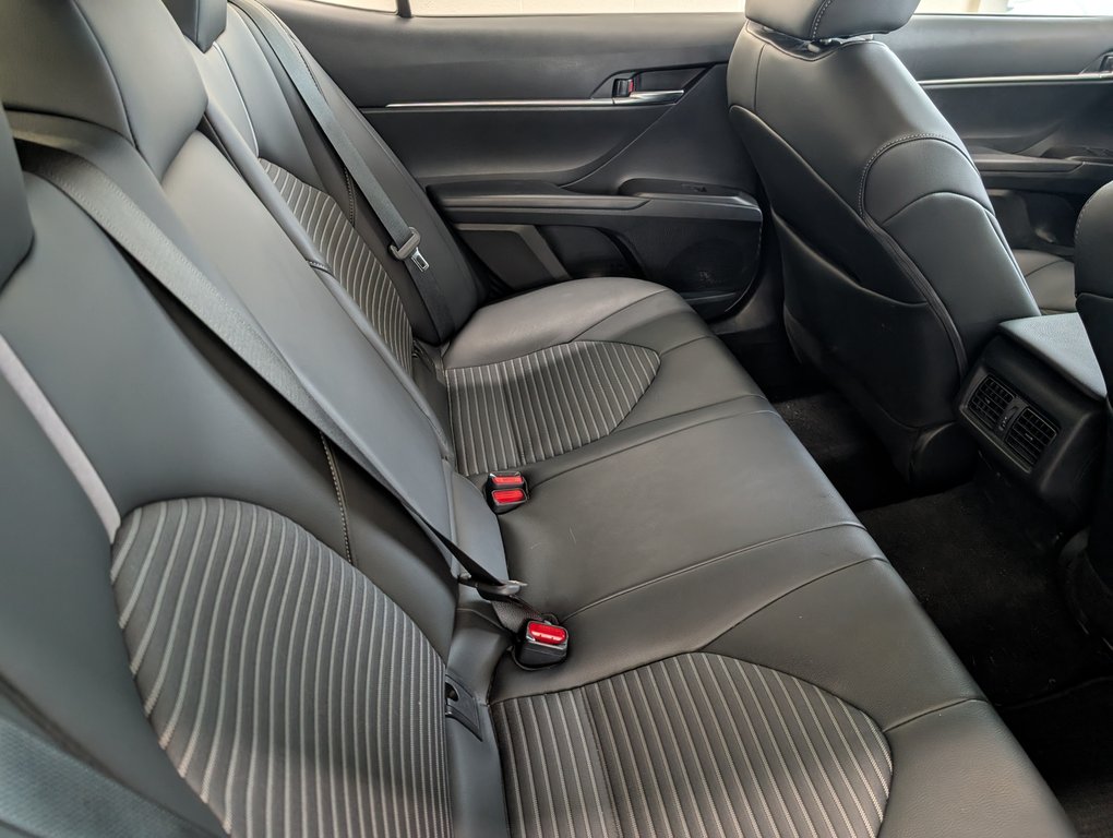 2022 Toyota Camry SE AWD GR. AMELIORER, GARANTIE JUSQU EN 2026, in Magog, Quebec - 8 - w1024h768px