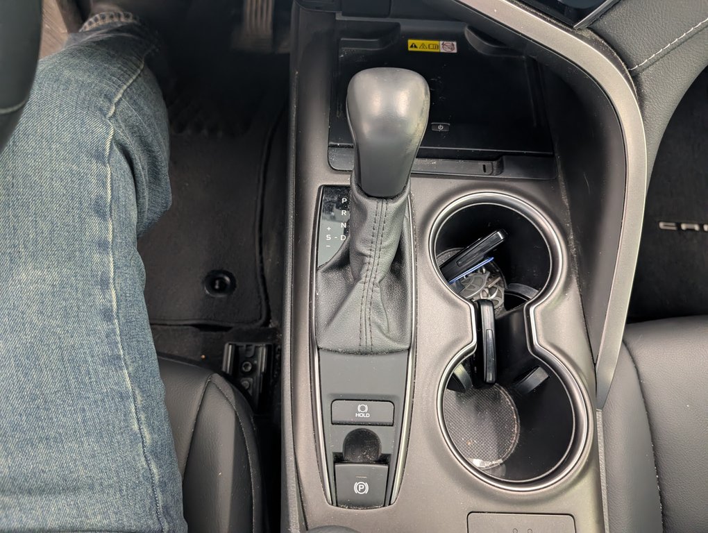 2022 Toyota Camry SE AWD GR. AMELIORER, GARANTIE JUSQU EN 2026, in Magog, Quebec - 17 - w1024h768px