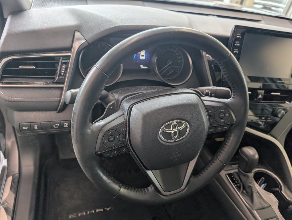 2022 Toyota Camry SE AWD GR. AMELIORER, GARANTIE JUSQU EN 2026, in Magog, Quebec - 12 - w1024h768px