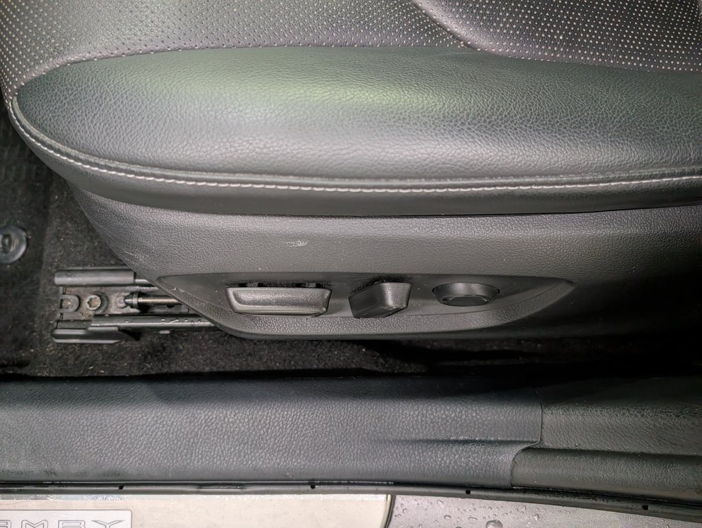 2022 Toyota Camry XSE V6, in Magog, Quebec - 13 - w1024h768px