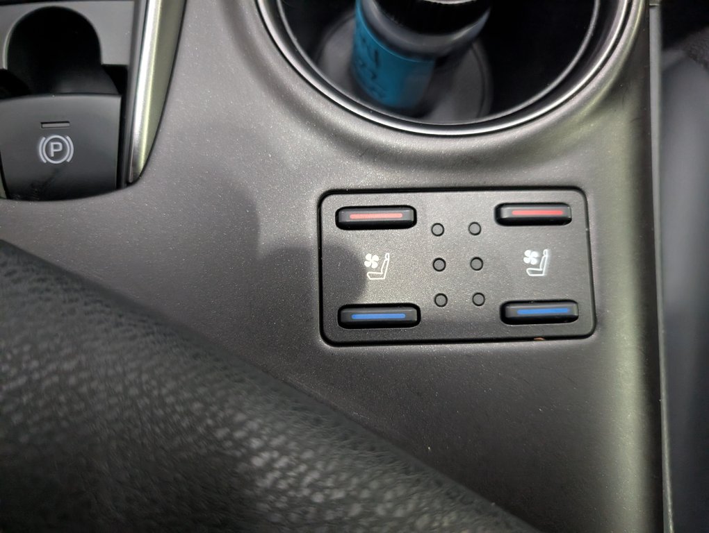 2022 Toyota Camry XSE V6, in Magog, Quebec - 16 - w1024h768px