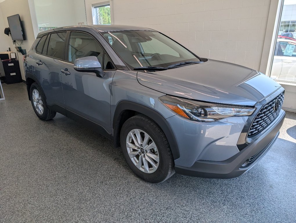 Toyota COROLLA CROSS LE AWD, GARANTIE JUSQU EN 2026, 2022 à Magog, Québec - 1 - w1024h768px