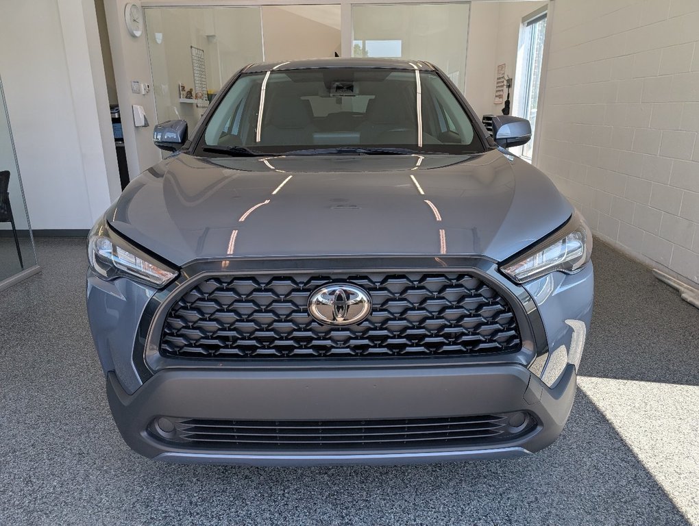 Toyota COROLLA CROSS LE AWD, GARANTIE JUSQU EN 2026, 2022 à Magog, Québec - 6 - w1024h768px