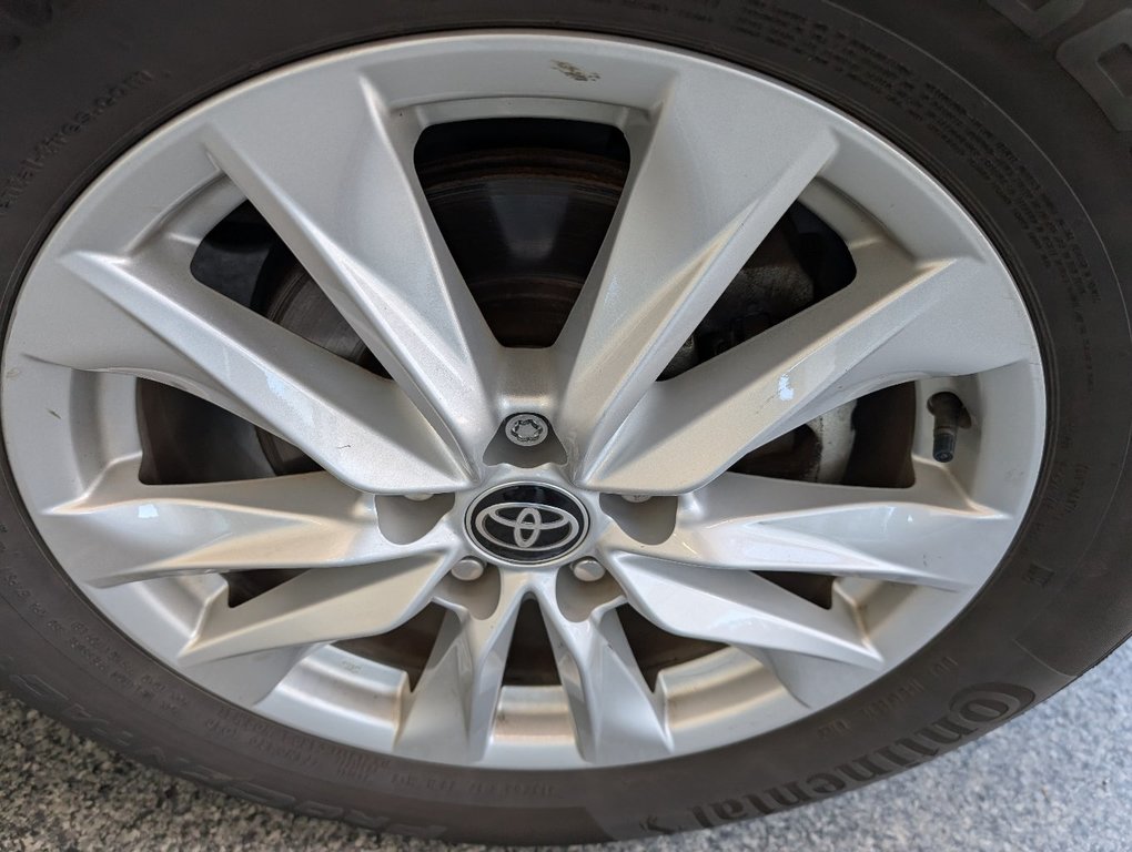 Toyota COROLLA CROSS LE AWD, GARANTIE JUSQU EN 2026, 2022 à Magog, Québec - 24 - w1024h768px