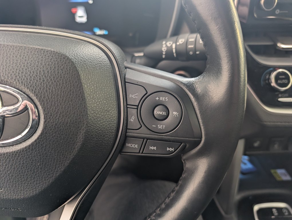 Toyota Corolla Cross XLE AWD, 2022 à Magog, Québec - 20 - w1024h768px