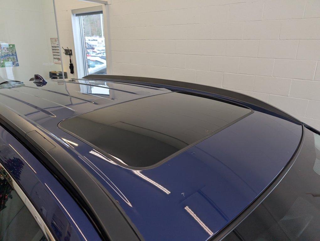 Toyota Corolla Cross XLE AWD, 2022 à Magog, Québec - 26 - w1024h768px