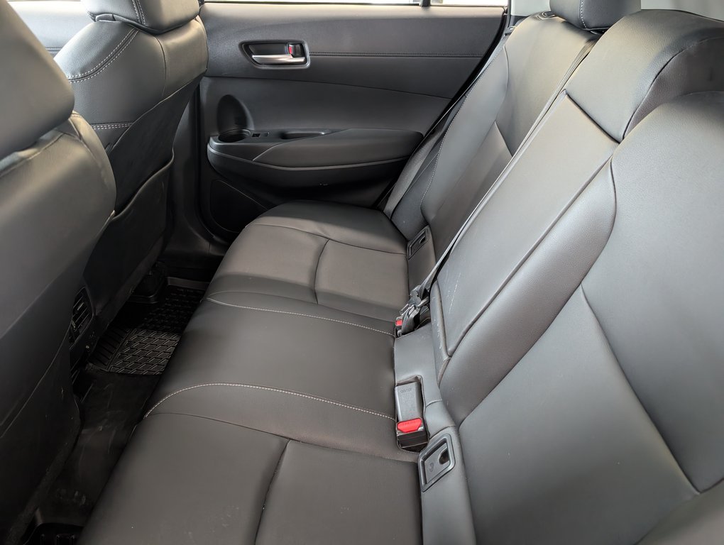 Toyota Corolla Cross XLE AWD, 2022 à Magog, Québec - 10 - w1024h768px