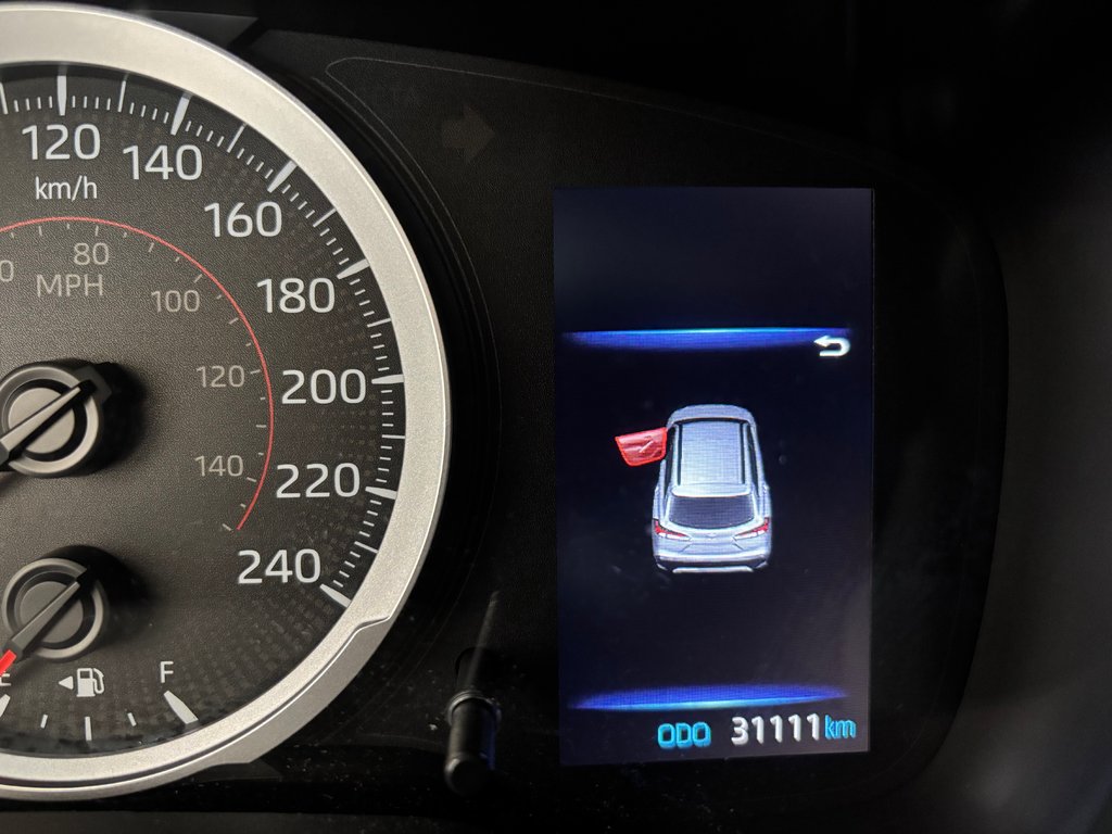 Toyota Corolla Cross LE AWD, 2022 à Magog, Québec - 19 - w1024h768px