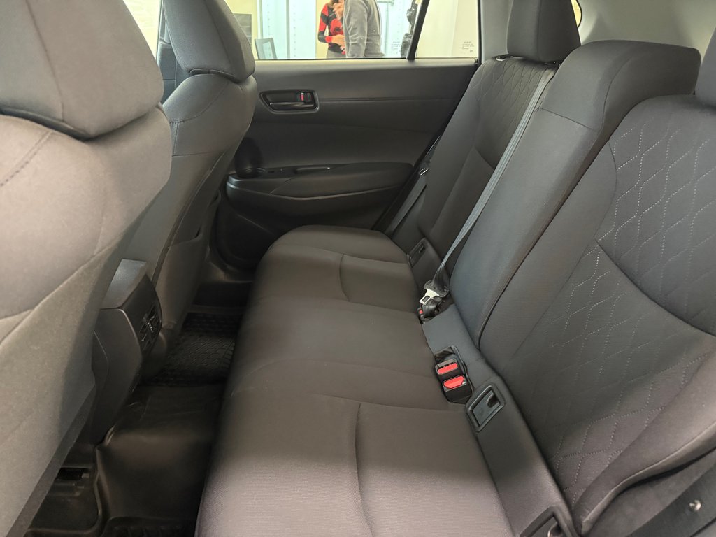 Toyota Corolla Cross LE AWD 2022 à Magog, Québec - 11 - w1024h768px