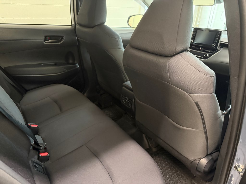 Toyota Corolla Cross LE AWD 2022 à Magog, Québec - 9 - w1024h768px