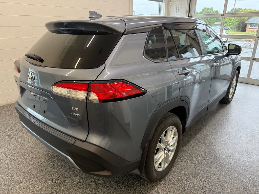Toyota Corolla Cross LE AWD 2022 à Magog, Québec - 3 - w1024h768px