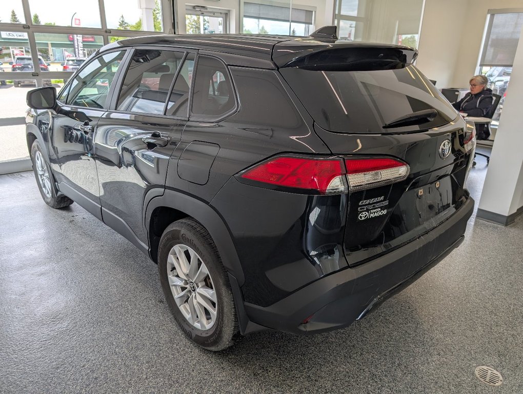2023 Toyota COROLLA CROSS LE AWD, GARANTIE JUSQU EN 2027, in Magog, Quebec - 5 - w1024h768px