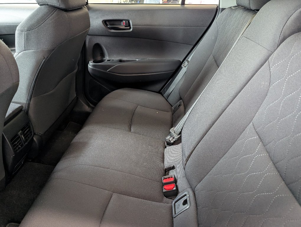 2023 Toyota COROLLA CROSS LE AWD, GARANTIE JUSQU EN 2027, in Magog, Quebec - 11 - w1024h768px