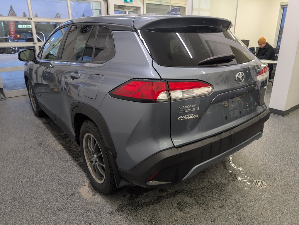 2023 Toyota Corolla Cross LE FWD, GARANTIE JUSQU EN 2028, in Magog, Quebec - 5 - w1024h768px