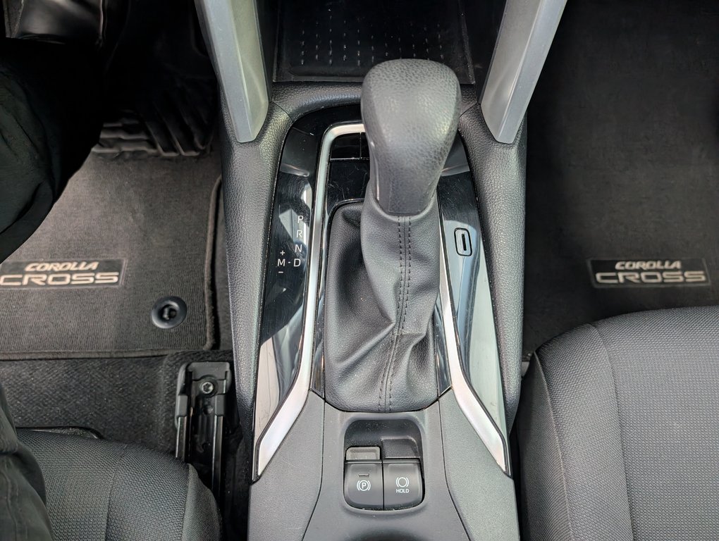Toyota COROLLA CROSS LE AWD, GARANTIE JUSQU EN 2028, 2024 à Magog, Québec - 16 - w1024h768px