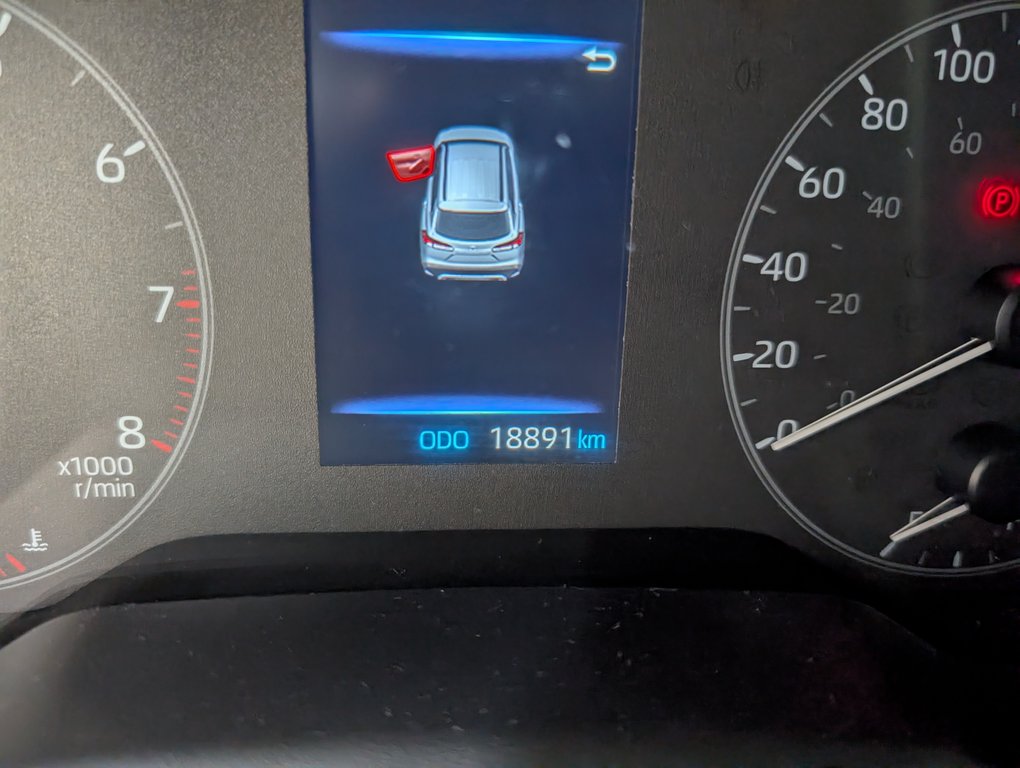 2024 Toyota Corolla Cross LE AWD, GARANTIE JUSQU EN 2028, in Magog, Quebec - 22 - w1024h768px