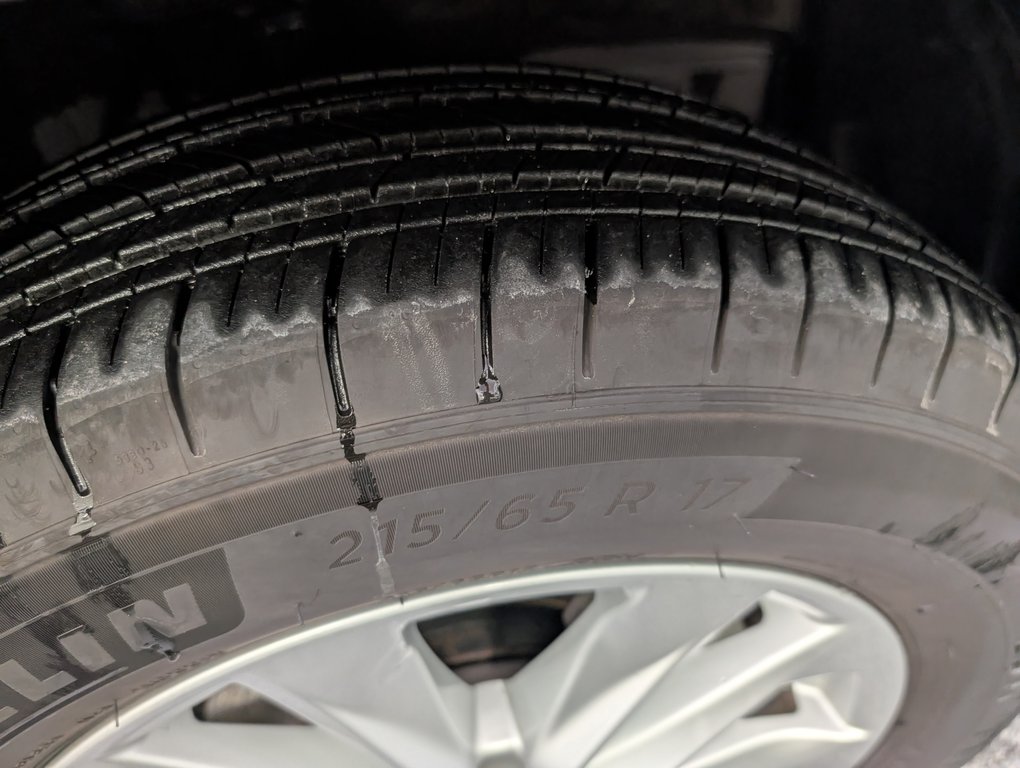 2024 Toyota Corolla Cross LE AWD, GARANTIE JUSQU EN 2028, in Magog, Quebec - 23 - w1024h768px