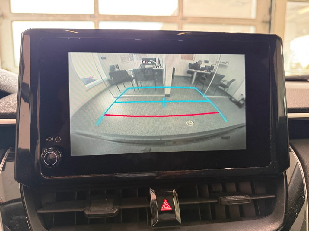 Toyota Corolla Cross LE AWD, GARANTIE JUSQU EN 2029 2024 à Magog, Québec - 15 - w1024h768px