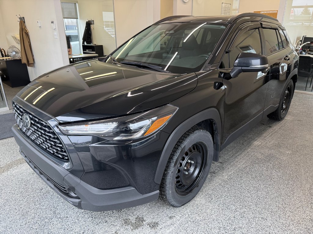Toyota Corolla Cross LE AWD, GARANTIE JUSQU EN 2029 2024 à Magog, Québec - 6 - w1024h768px