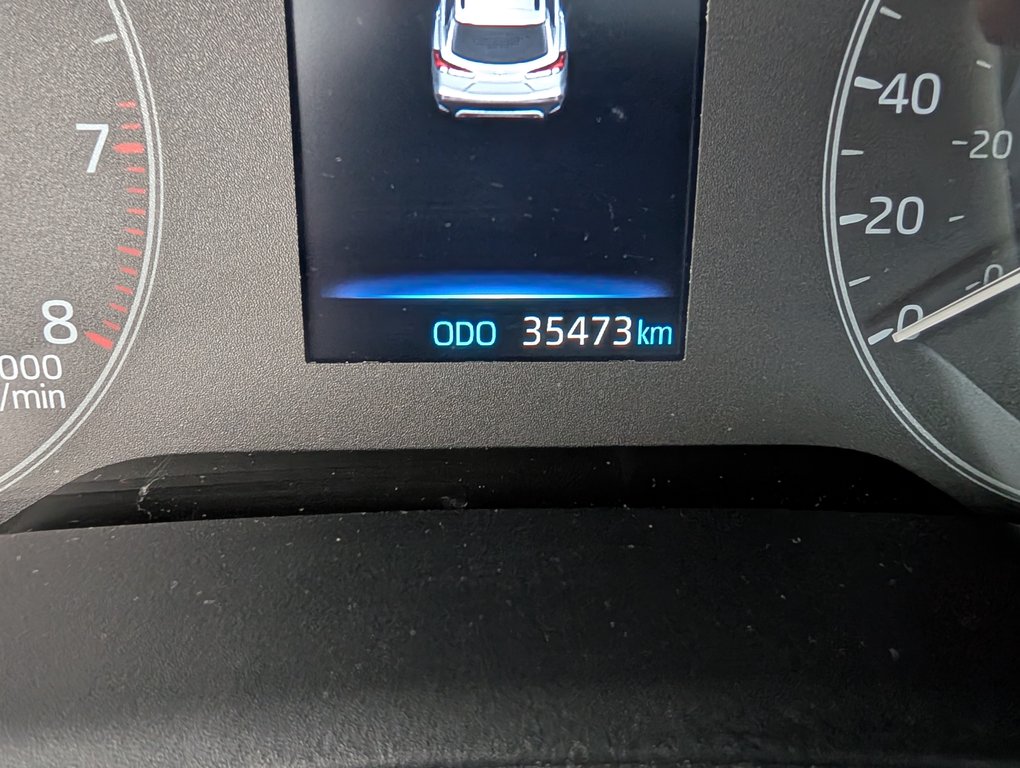 2024 Toyota Corolla Cross L AWD, in Magog, Quebec - 20 - w1024h768px