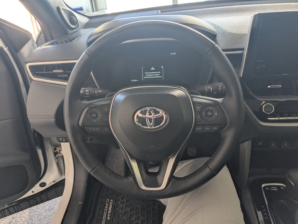 Toyota Corolla Cross XSE HYBRID, GARANTIE JUSQU EN 2029, 2025 à Magog, Québec - 15 - w1024h768px