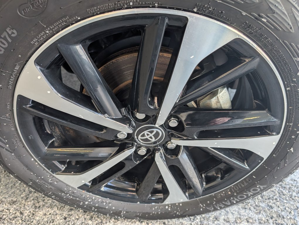 Toyota Corolla Cross XSE HYBRID, GARANTIE JUSQU EN 2029, 2025 à Magog, Québec - 24 - w1024h768px