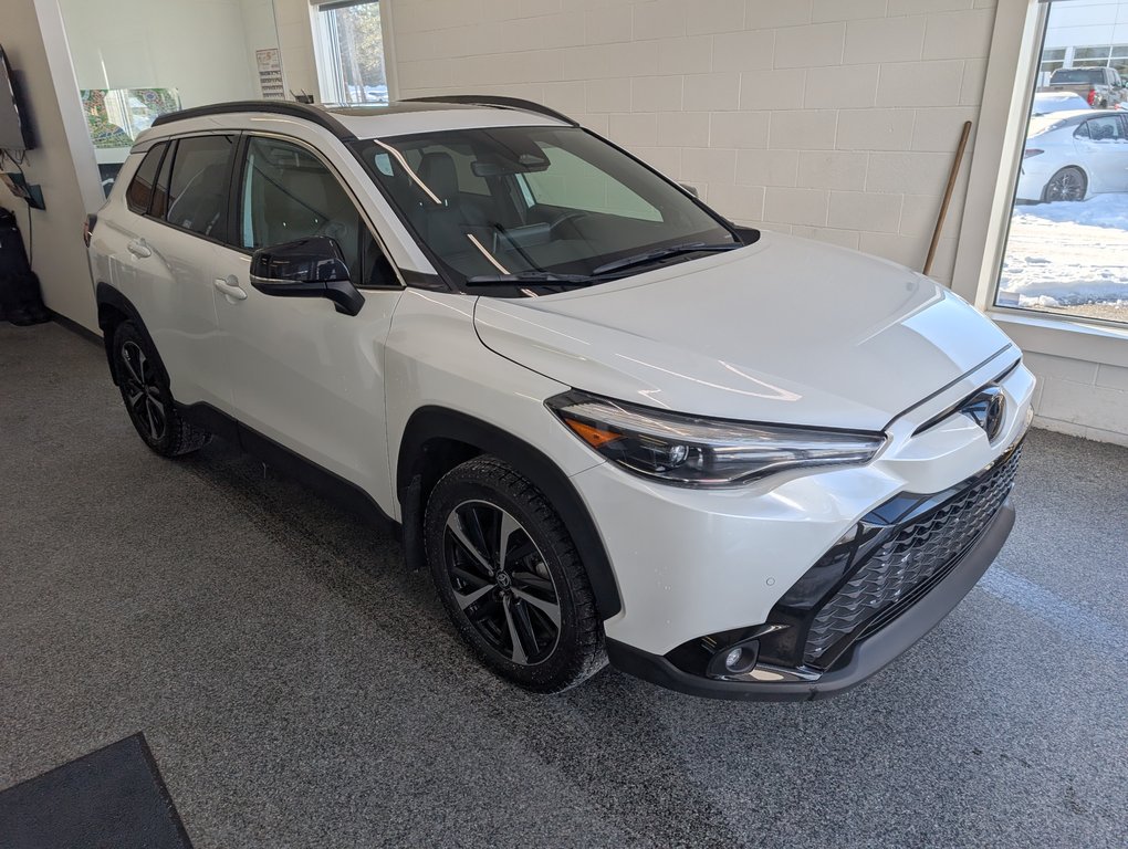 Toyota Corolla Cross XSE HYBRID, GARANTIE JUSQU EN 2029, 2025 à Magog, Québec - 1 - w1024h768px