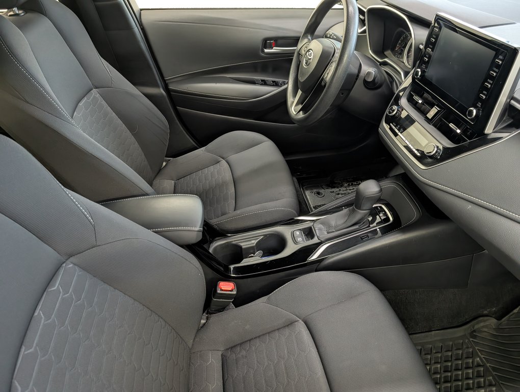 Toyota Corolla Hatchback AUTOMATIQUE, A/C, 2020 à Magog, Québec - 9 - w1024h768px