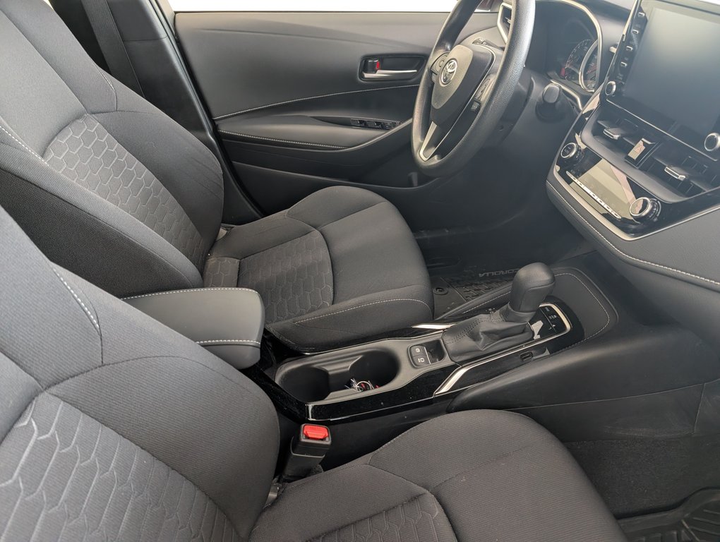 2020 Toyota Corolla Hatchback S, AUTOMATIQUE, A/C, in Magog, Quebec - 6 - w1024h768px