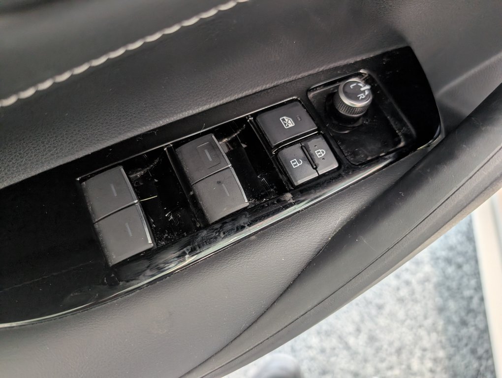Toyota Corolla Hatchback AUTOMATIQUE, A/C, 2020 à Magog, Québec - 10 - w1024h768px