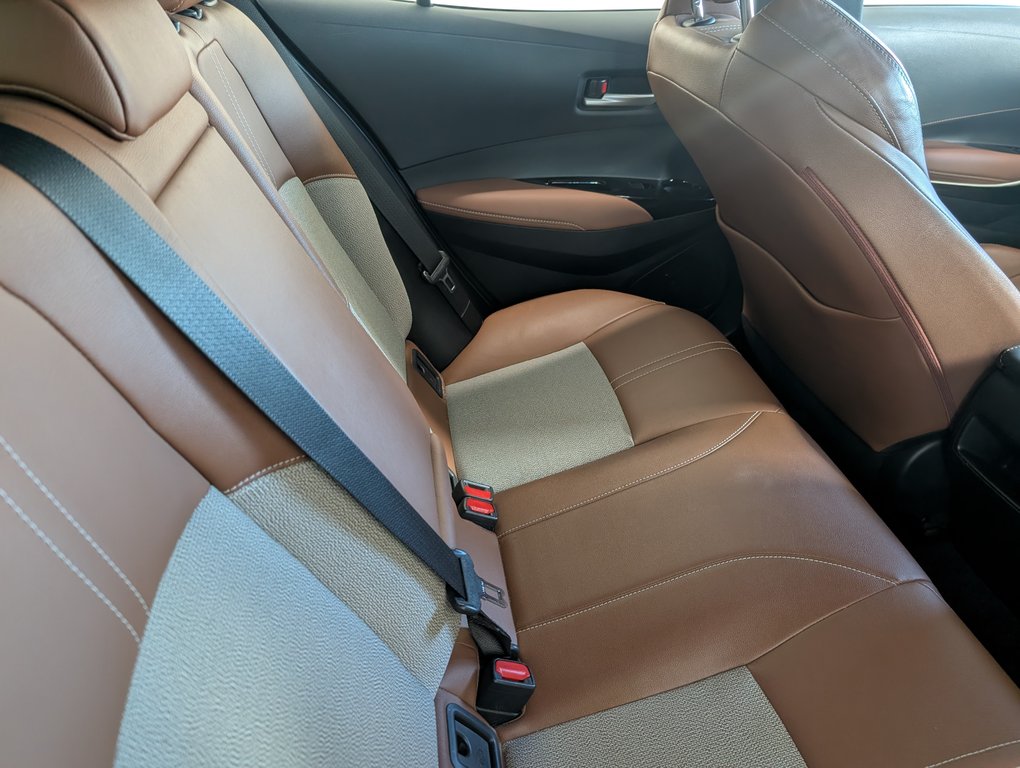 Toyota Corolla Hatchback XSE, CUIR, 2020 à Magog, Québec - 7 - w1024h768px