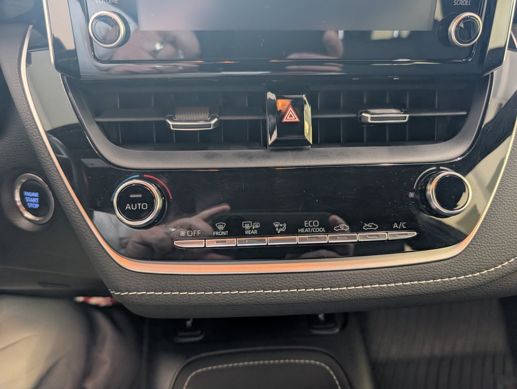 Toyota Corolla Hatchback AUTOMATIQUE, GARANTIE JUSQU EN 2026, 2022 à Magog, Québec - 17 - w1024h768px