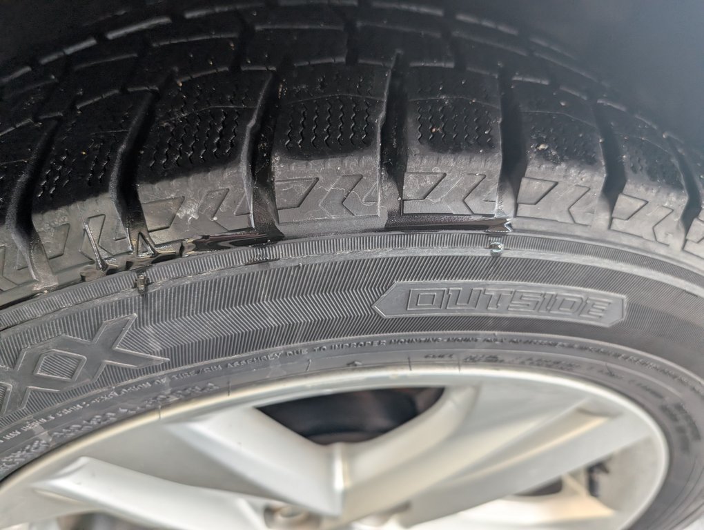 2022 Toyota Corolla Hatchback SE, AUTOMATIQUE, in Magog, Quebec - 22 - w1024h768px