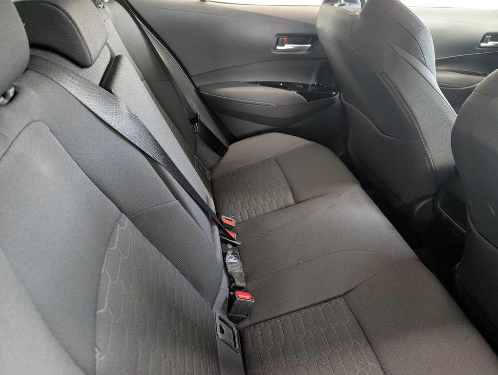 2022 Toyota Corolla Hatchback SE, AUTOMATIQUE, in Magog, Quebec - 7 - w1024h768px