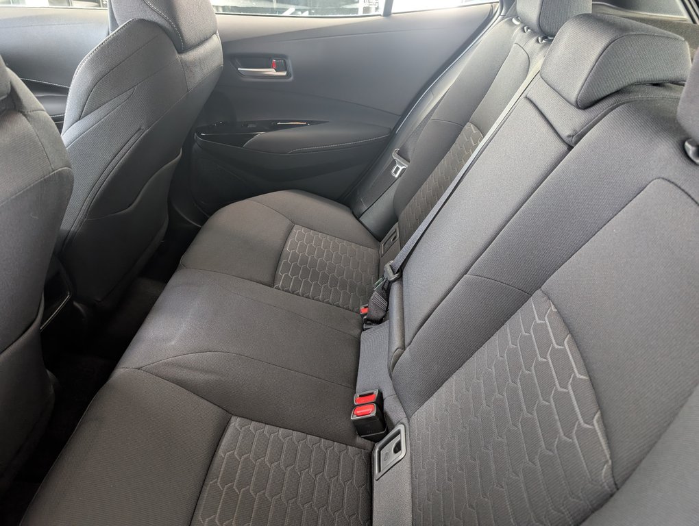 Toyota Corolla Hatchback AUTOMATIQUE, 2022 à Magog, Québec - 10 - w1024h768px