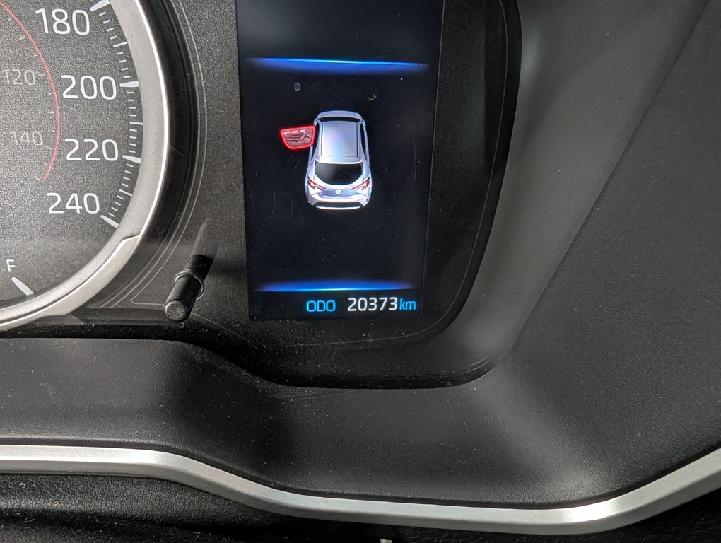 Toyota Corolla Hatchback AUTOMATIQUE, 2022 à Magog, Québec - 21 - w1024h768px